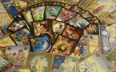 Delving Into Tarot Card Meanings